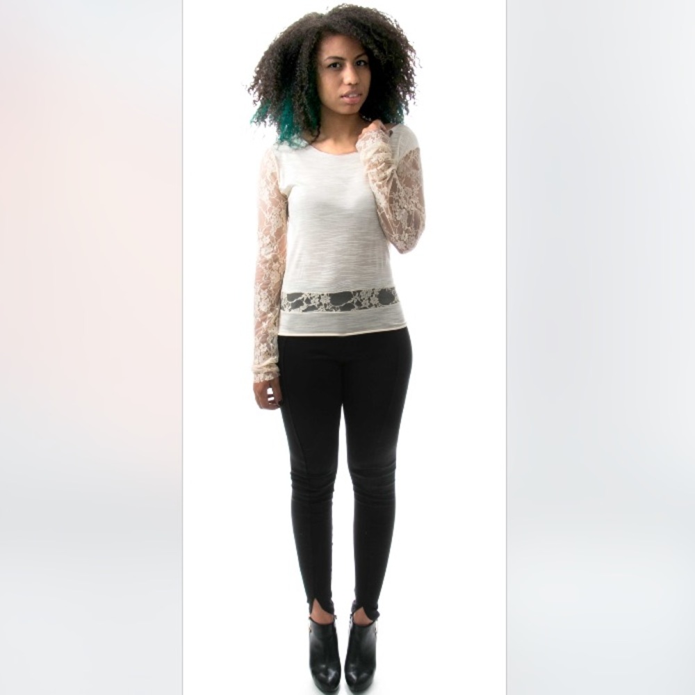 ✨ Eyanatia Glistening Grace Cream Lace Top ✨